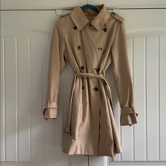 Jackets & Blazers - Adorable trench coat